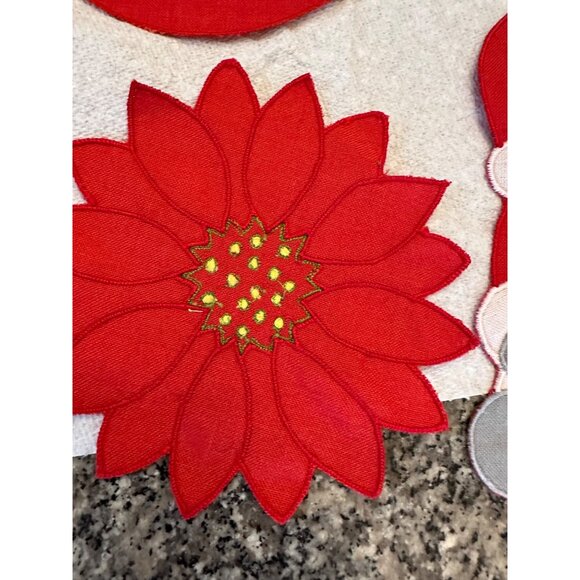 6 VTG W-C Imports Christmas Linen Embroidered Appliqué Coasters table top decor - Picture 7 of 12